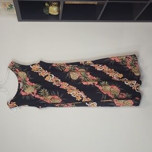 HILO HATTIE Black Hawaiian Rayon Plumeria Pineapple Sleeveless Sheath Dress